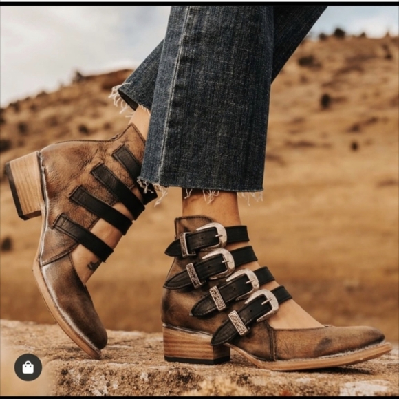 Freebird by Steven Shoes - FREEBIRD by Steven Scarlett Booties Buckle Detail Leather Ankle Boots Brown 9